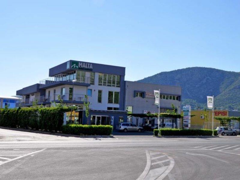 Hotel Malta Mostar Eksteriør bilde