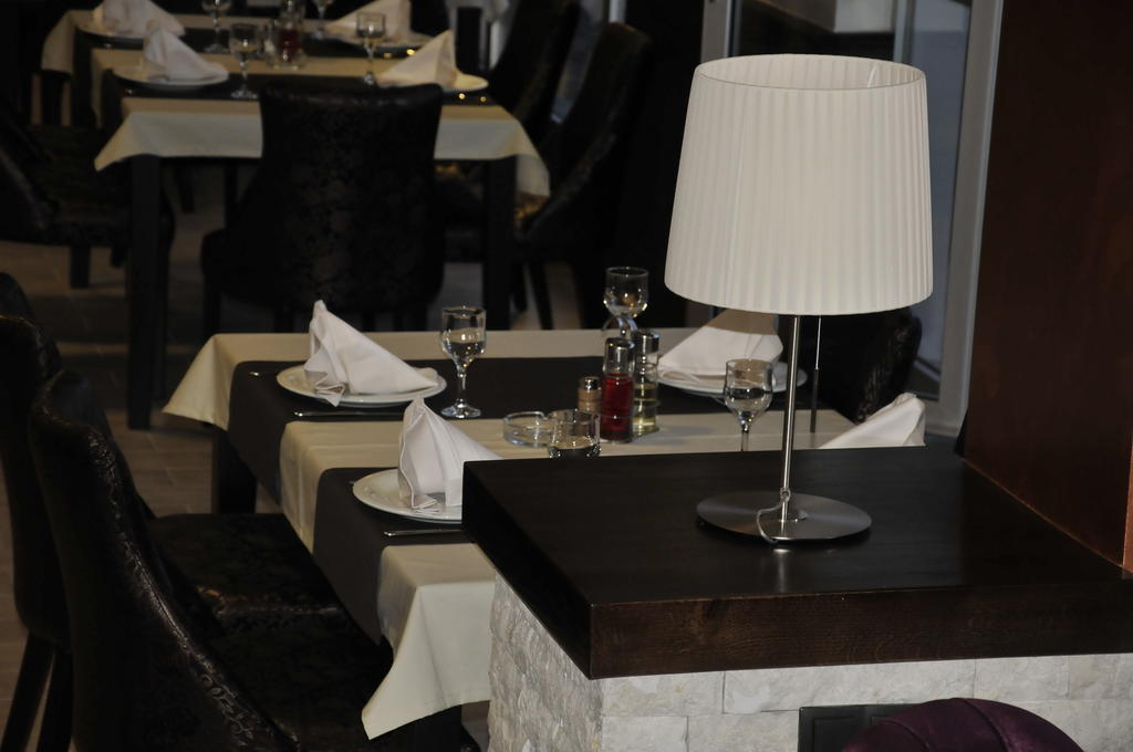 Hotel Malta Mostar Eksteriør bilde